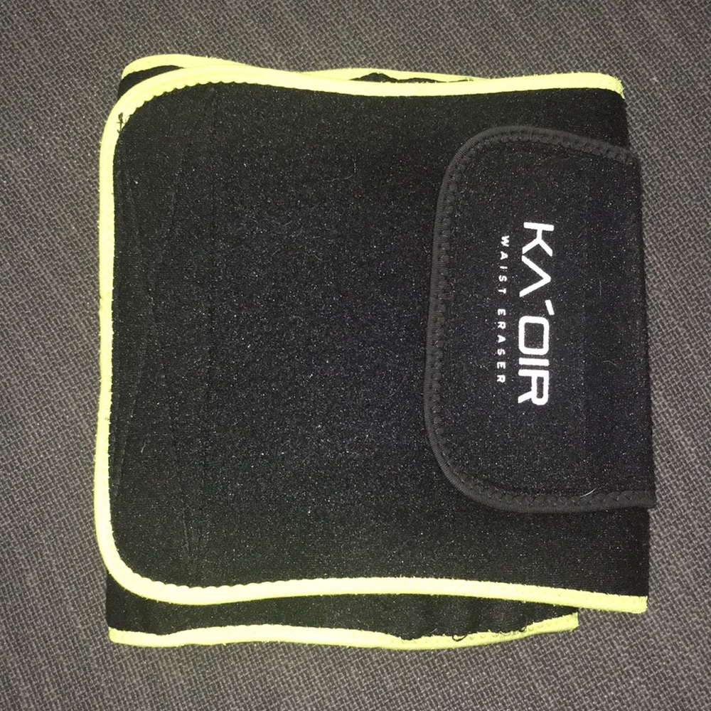 Keisha Ka’oir Waist Eraser Waist Trimmer Size L/XL